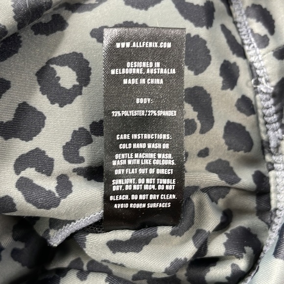 Allfenix Anthropologie Sport Bra Long Jagger Charcoal Leopard Print, size XS - Picture 4 of 7